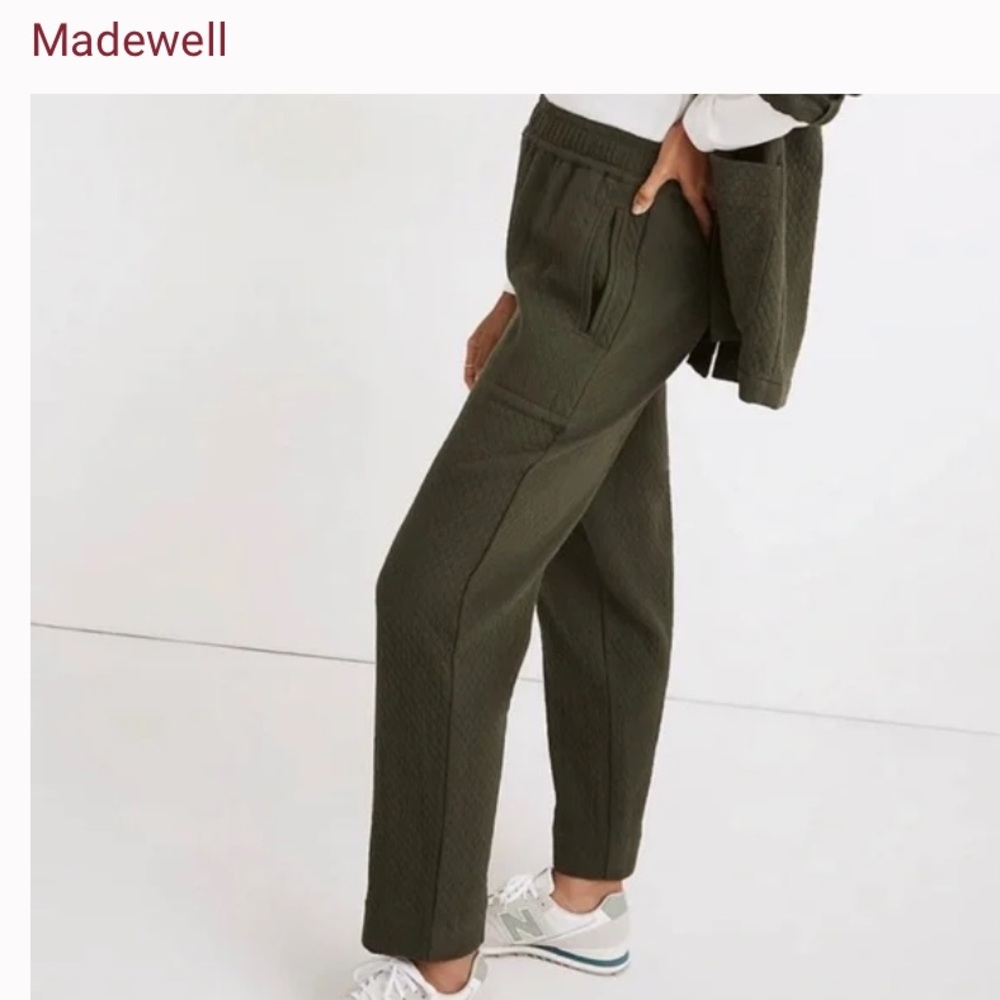 Madewell Pull-On High-Rise Tapered Pants in Diamond Jacquard